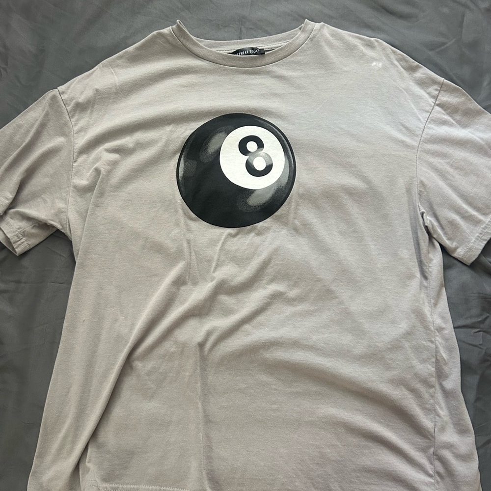 Streetwear Society Light Gray 8-Ball Tee